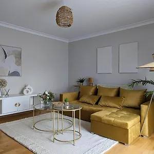 1bd With Balcony In Hoxton - Zone 1 London